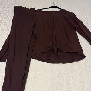 Gapfit leggings and matching top.